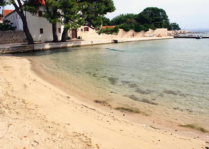 Apartments By The Sea Ugljan - 8301 Apartman Ugljan